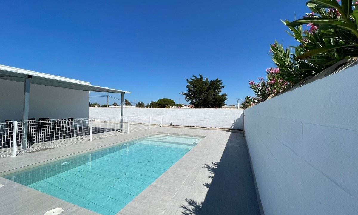 Hozanejos Ski Chalet | Miamar II House in Chiclana