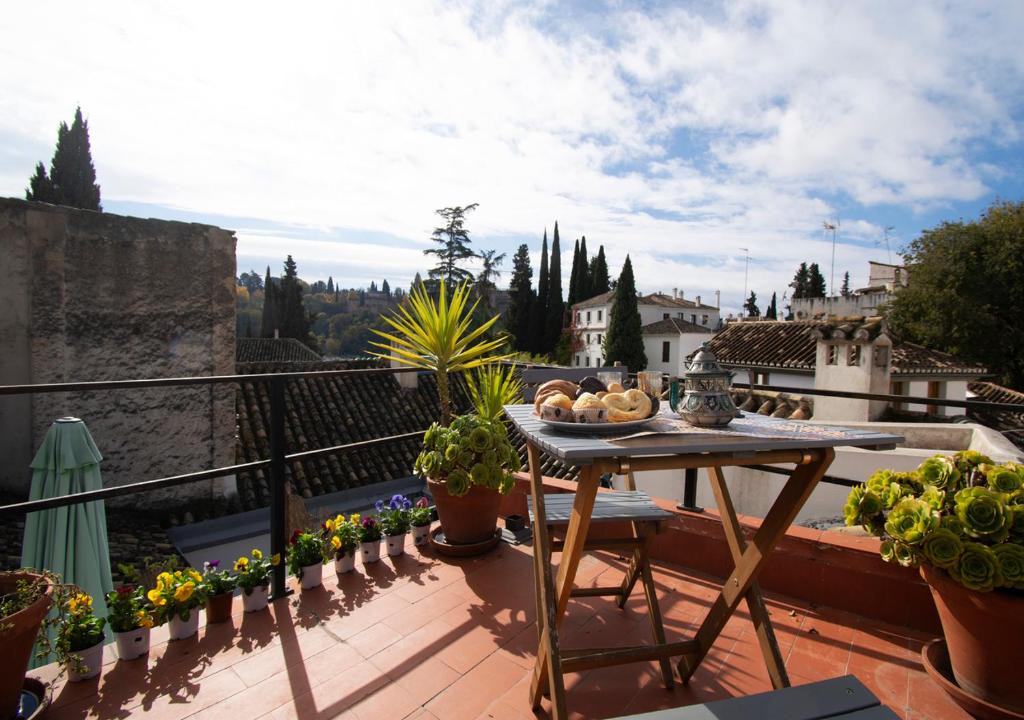 Sacromonte Apartment | Mirador Alhambra - 2 Privates Terraces - Parking 10E