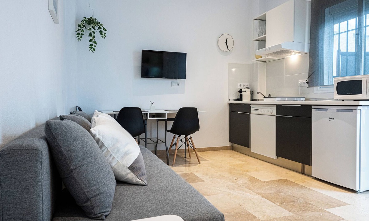 Sanlucar de Barrameda Apartment | Modern apartment right by the beach (400 metres). % Weekly Discounts. New