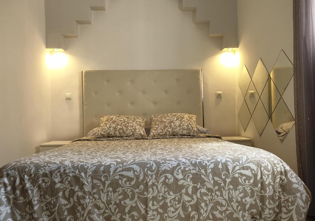 Almenara Apartment | Modern Apartment Madrid Near Bernabéu