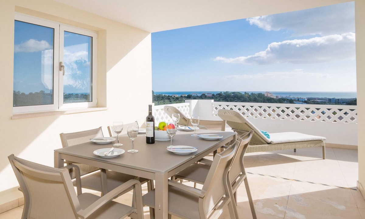 Las Gabias House | Modern Ocean-view Townhouse by Ideal Homes