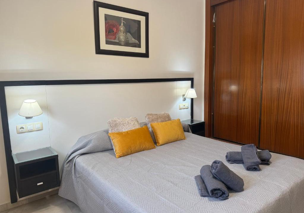 Bormujos Apartment | ModernLux