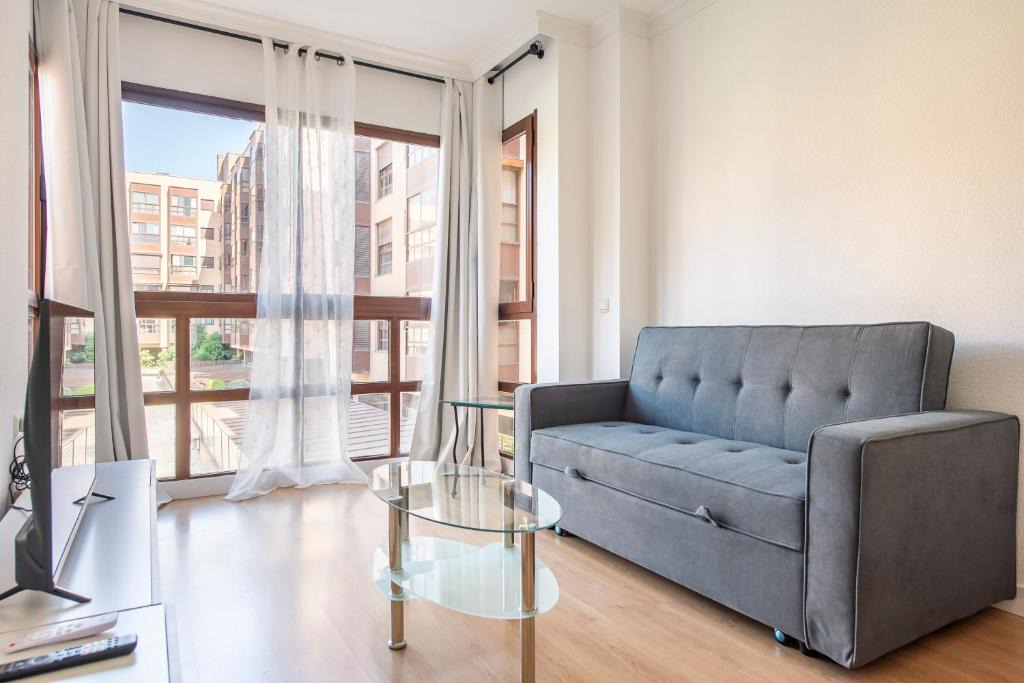 Rejas Apartment | Moderno Piso frente a Plenilunio Zona IFEMA