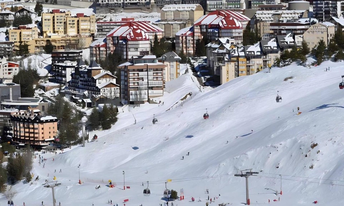 Pradollano Apartment | Mont Blanc Studio in the Best Lower Sierra Area