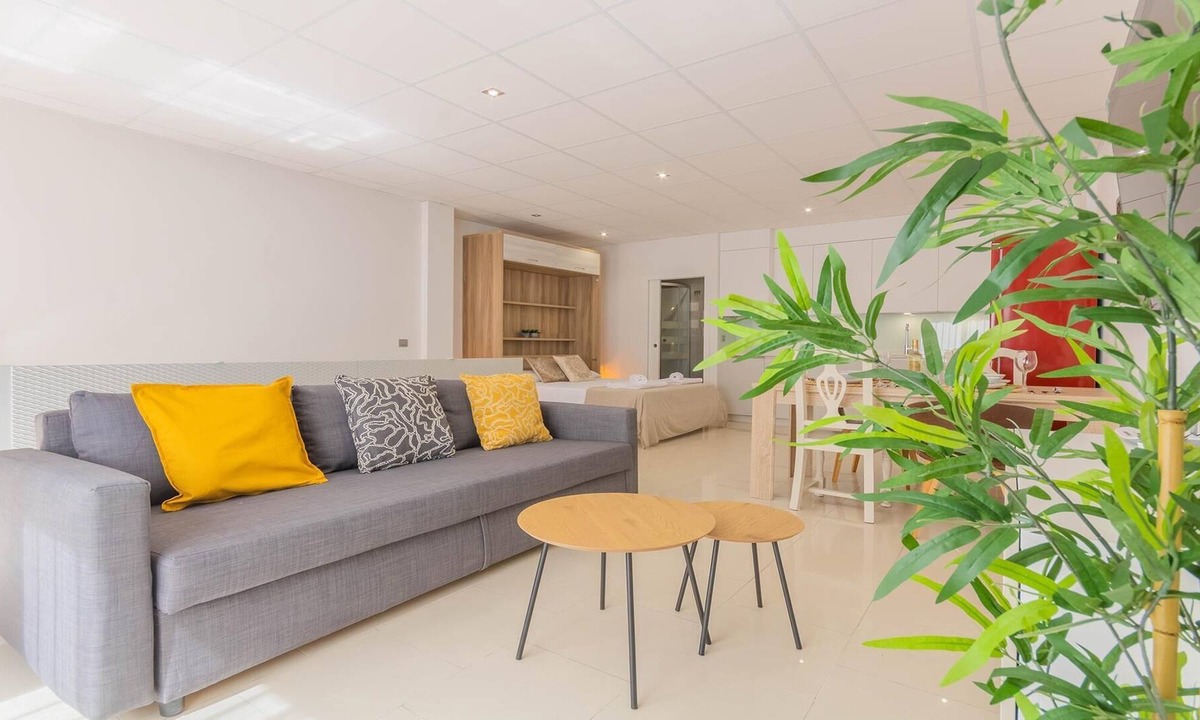 Cercadilla-Medina Azahara Apartment | Mozárabes Station Apartment Cordoba ⭐⭐⭐⭐