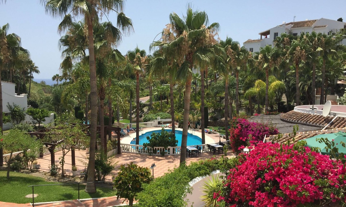 Oasis del Capistrano Villa | Nerja, Pueblo Villa, 2 bedrooms on the beautiful Oasis de Capistrano