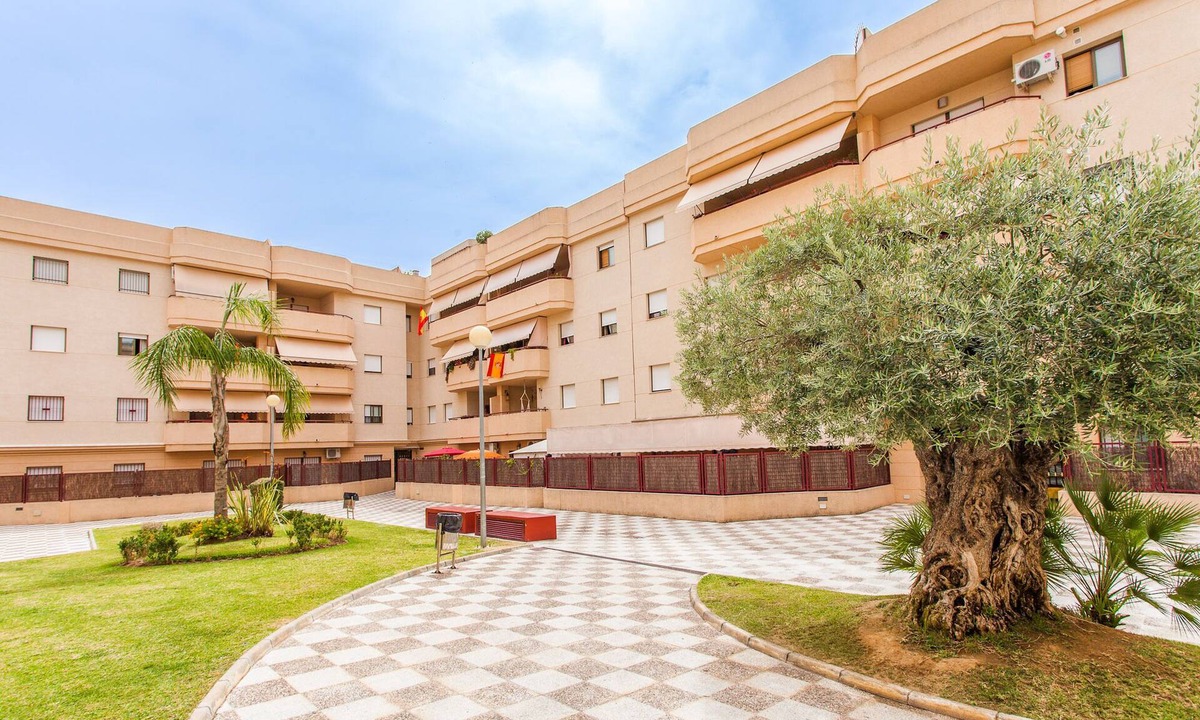 Jerez de la Frontera Apartment | NEW APARTMENT CENTRO JEREZ URB. PRIVATE AND CLOSED