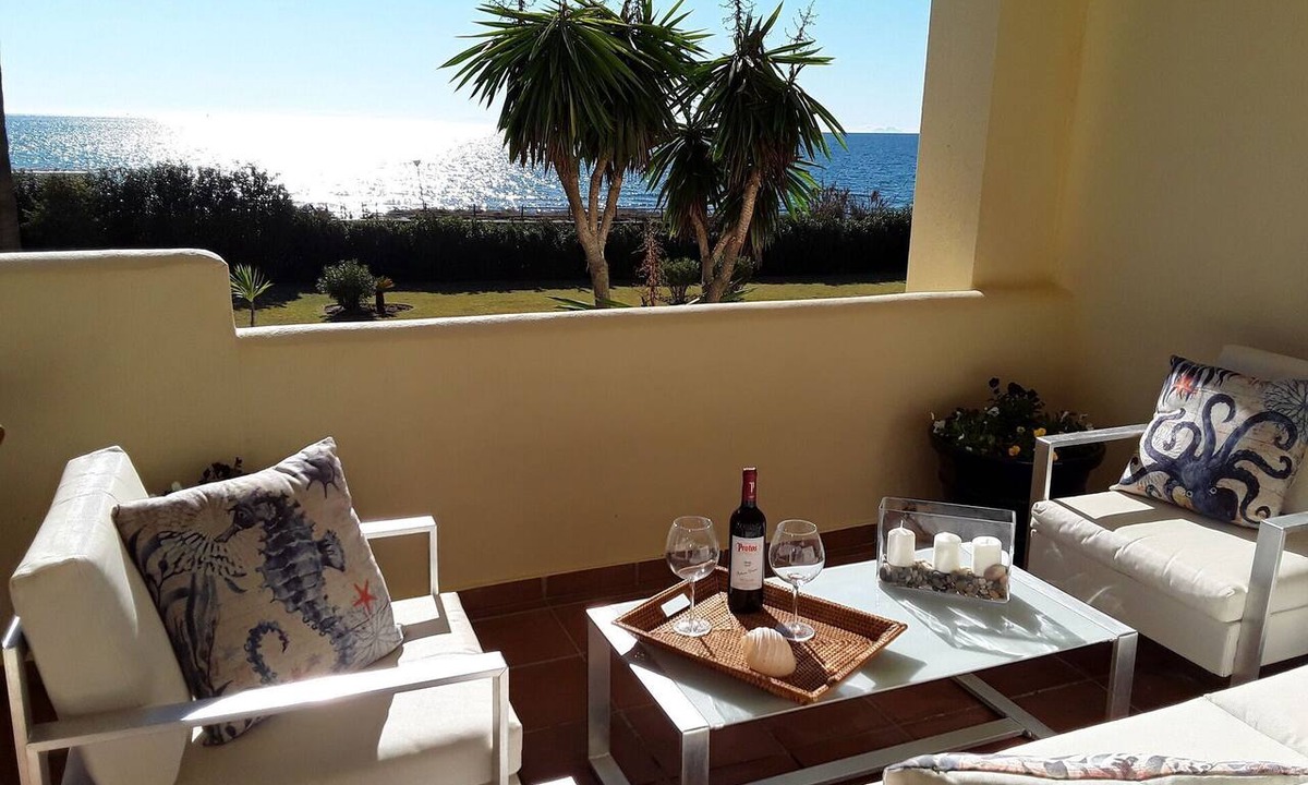 Nikki Beach Apartment | New Apartment!Beachfront Elviria Complex NEPTUNO I, Views,Pool and Garden