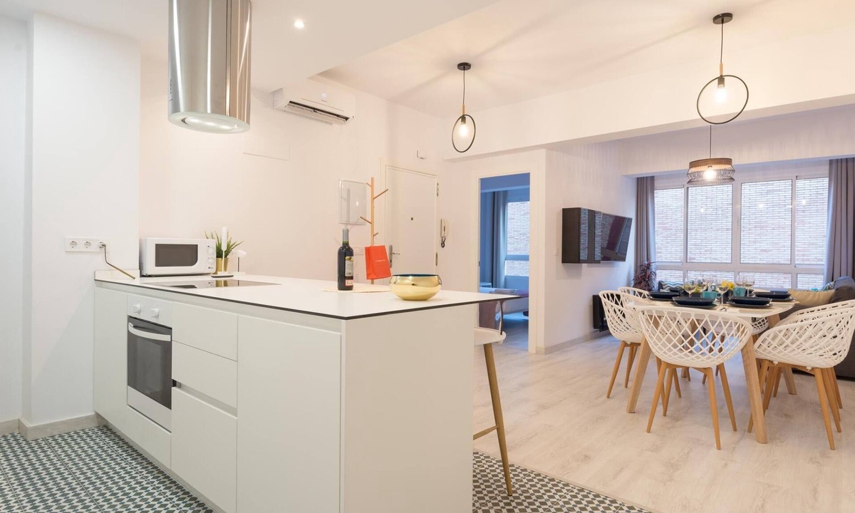La Goleta Apartment | New Center 3Bedrooms 2 Bath Apartment