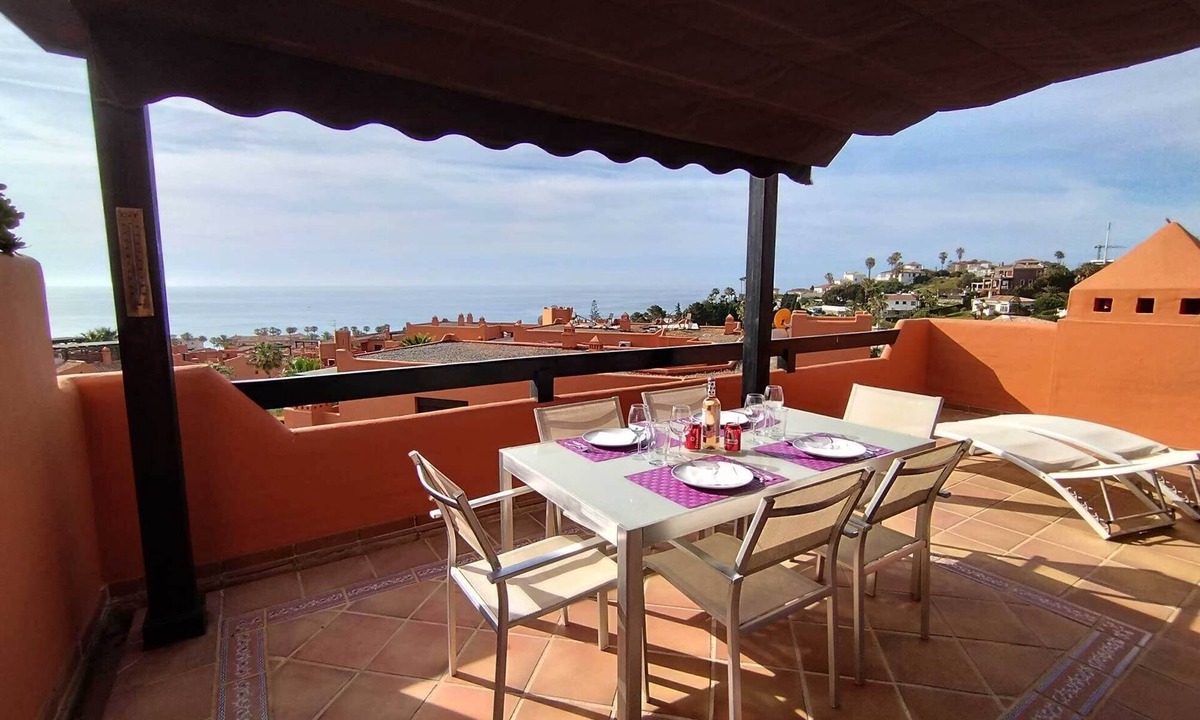 Buenas Noches Apartment | New Galera Gardens
