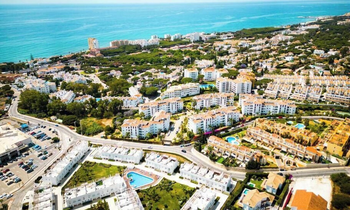 Calahonda Apartment | Newly Refurbished 3BR Apartment in Gran Calahonda