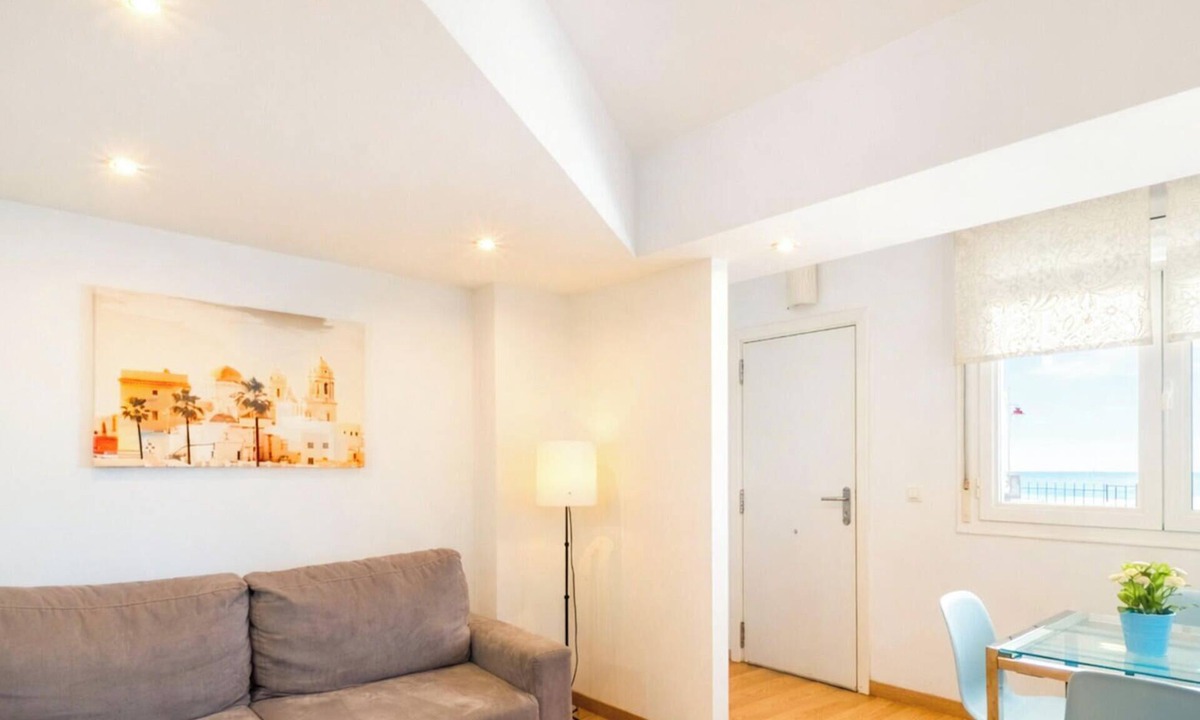 Cadiz Apartment | ORILLITA Beach by Cadiz4Rentals