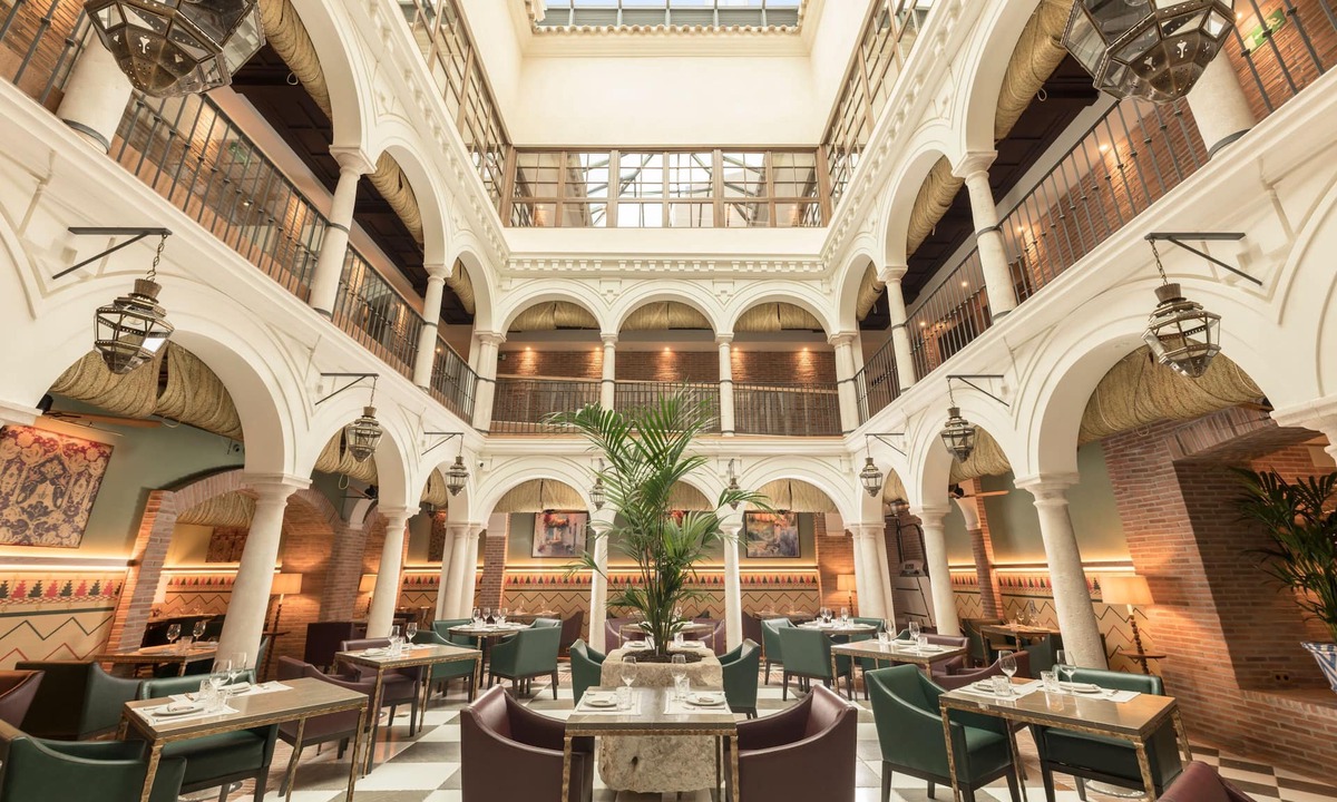 Centro Hotel | Palacio Solecio, a Small Luxury Hotel of the World