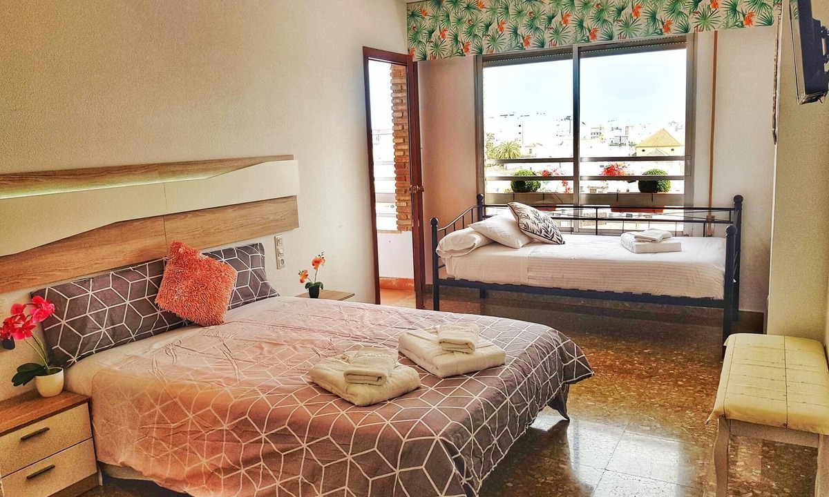 La Trinidad-San Juan y Todos los Santos House | Panorama Córdoba Center C 2