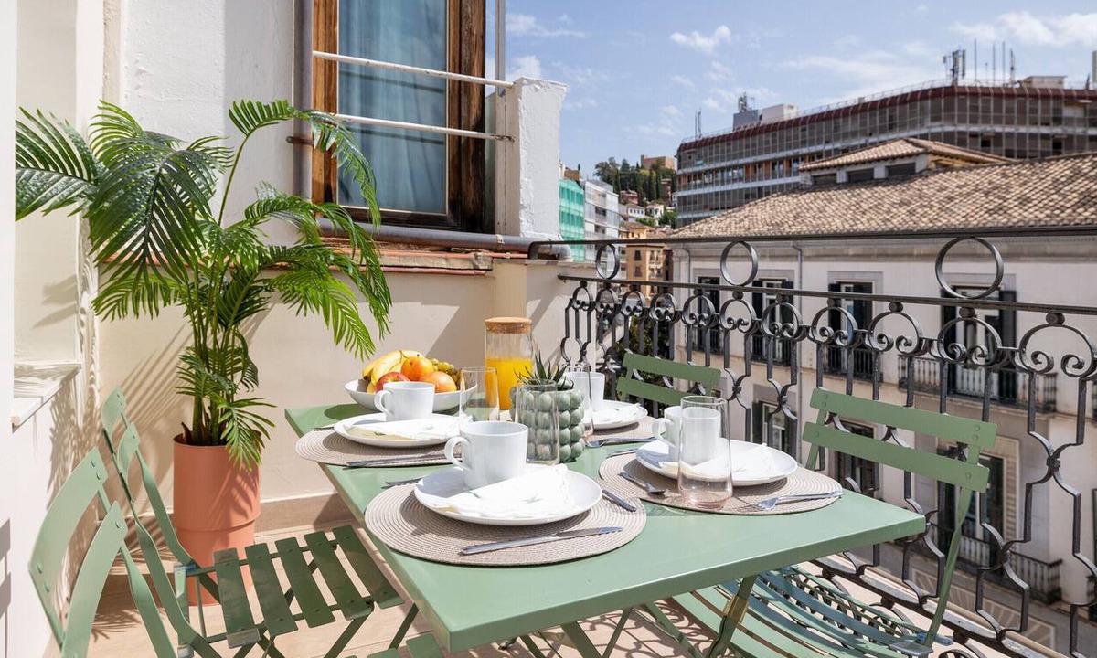 Central District Apartment | Patio de Sombra Urban Suite Dúplex