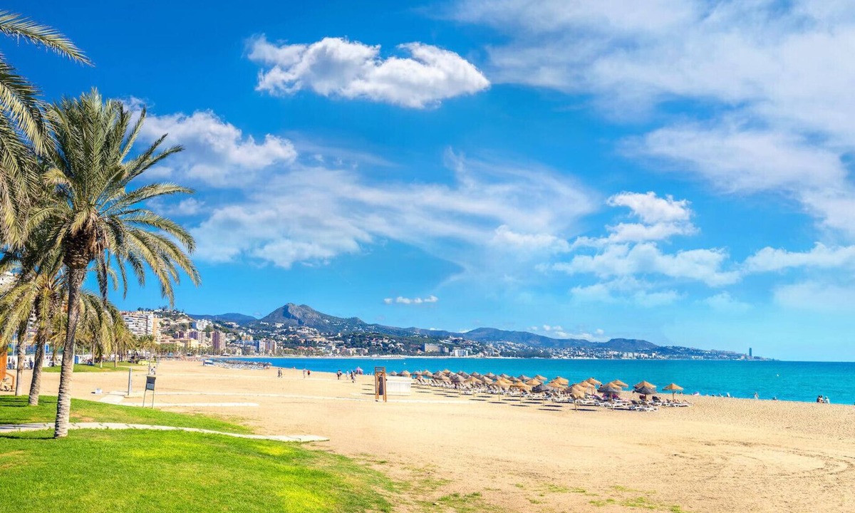 Pedregalejo Apartment | PEDREGALEJO Beach & City Premium
