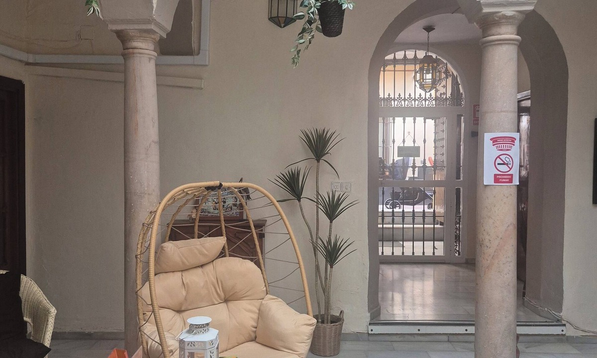 San Bartolome House | Pensión Javier