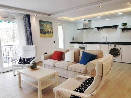 Torremolinos City Centre Apartment | Pepe’s Home - Torremolinos Centro - Parking