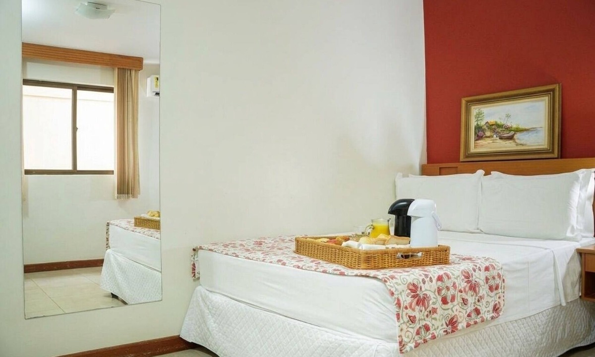 Centro Hotel | Pet-Friendly Cascavel Stay | 2.5 mi to Zoológico Municipal de Cascavel