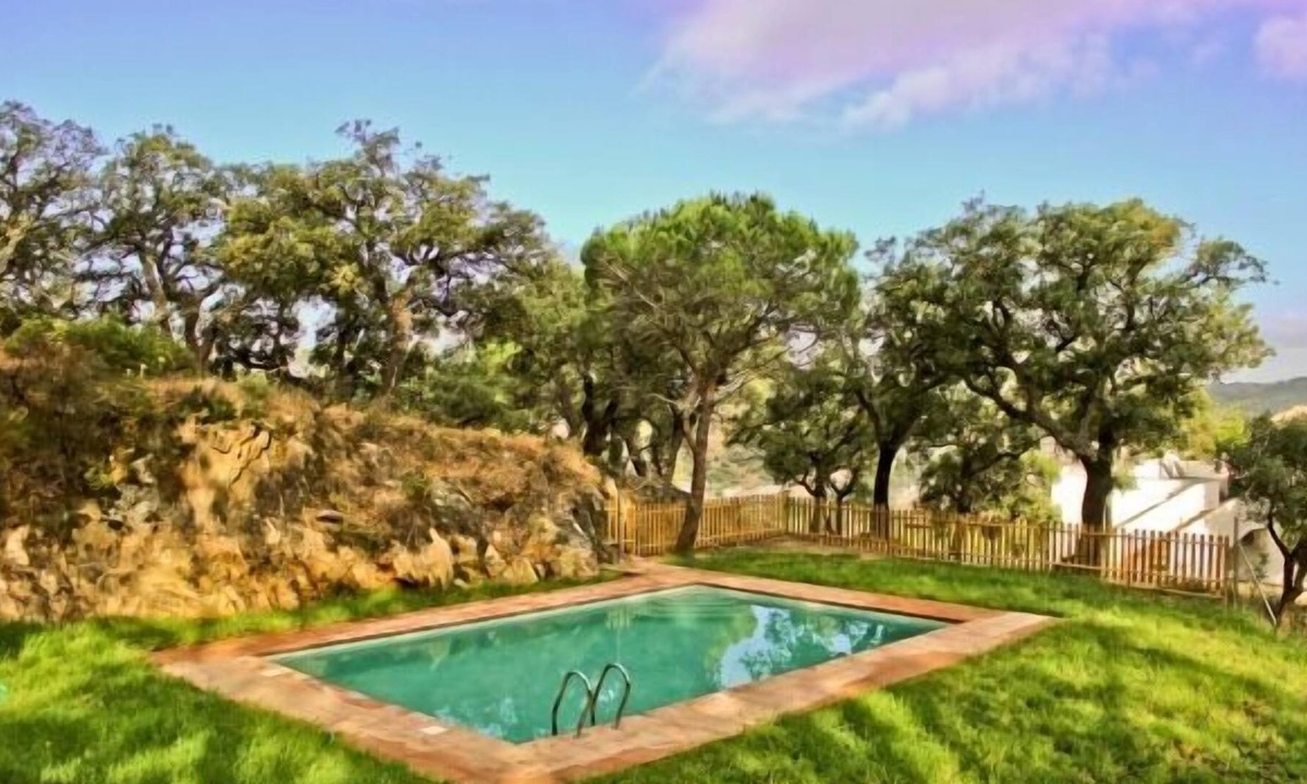 Alcala de los Gazules Cottage | Picacho apartment.