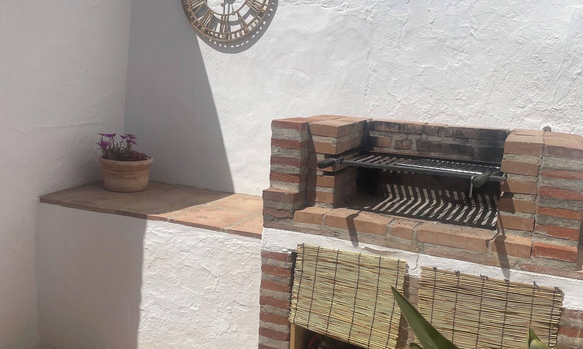 Sedella House | Prachtig Dorpshuis met Veel Buitenruimte
