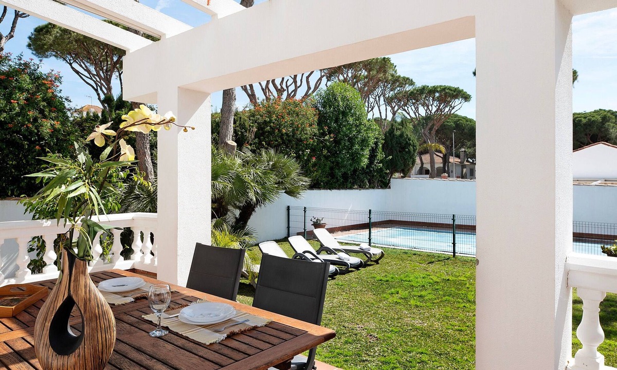 Los Gallos-Cerromolino Villa | Private Villa with Pool in Chiclana de la Frontera