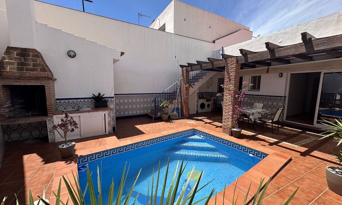 Maro House | R1399, Casa Nina Pariles, Maro