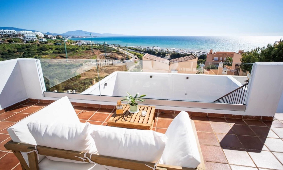 Bahia de Casares Apartment | RDR493 - Best sea views and walk to beach 2 bed Apt