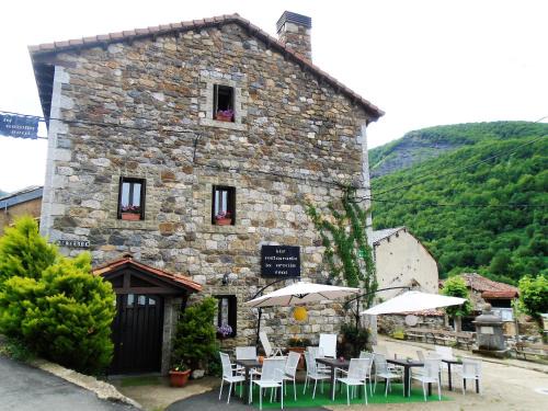 Santa Maria de Valdeon Hostel | Refugio La Ardilla Real