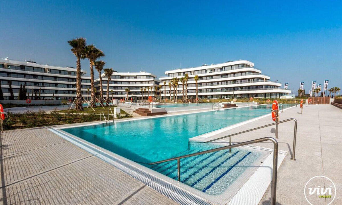 Torremolinos Apartment | Rembrandt | sea view - pool - gym