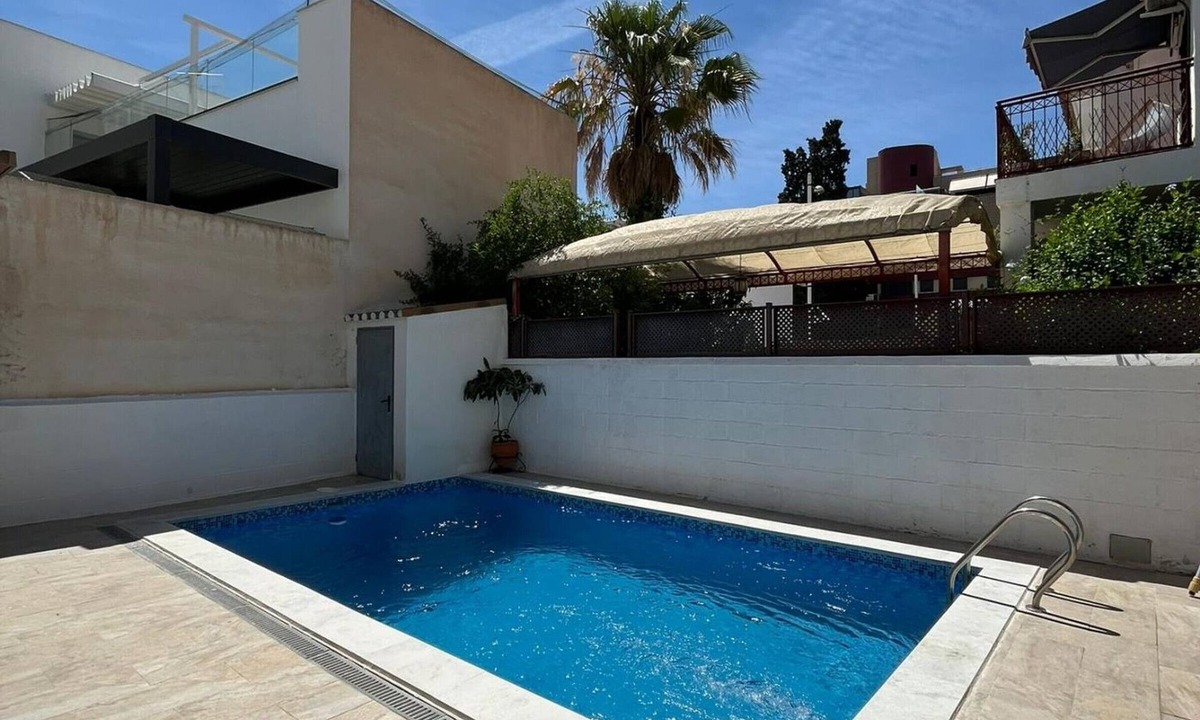 Zaidin Apartment | Renovated and comfortable apartment in Granada, close to bus stop