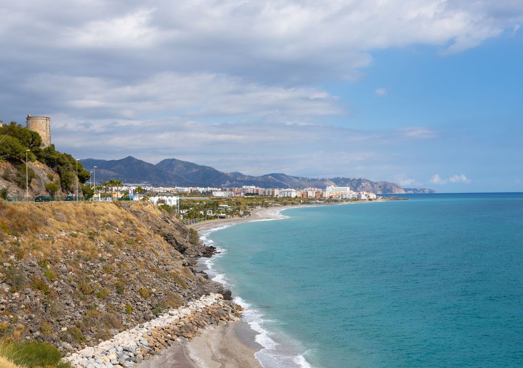 Urbanizacion Ladera del Mar Apartment | Renovated apartment w/ terrace & marvelous partial ocean views-close to the sea