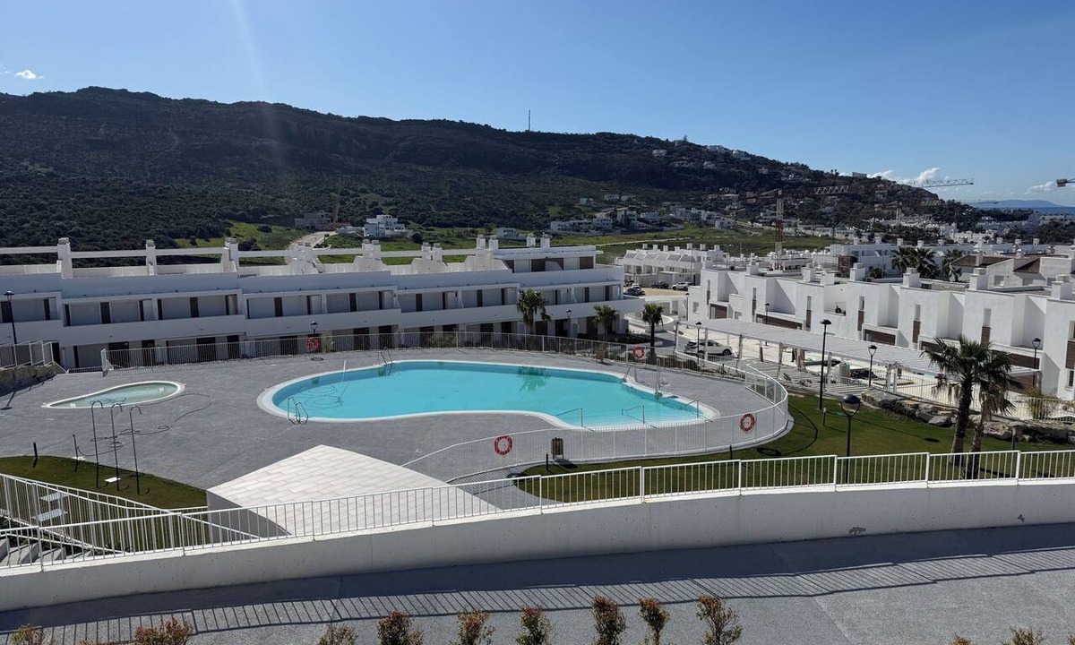 Atlanterra Apartment | Residencial Zahara Lirio, Bloque 1 Jardín 9