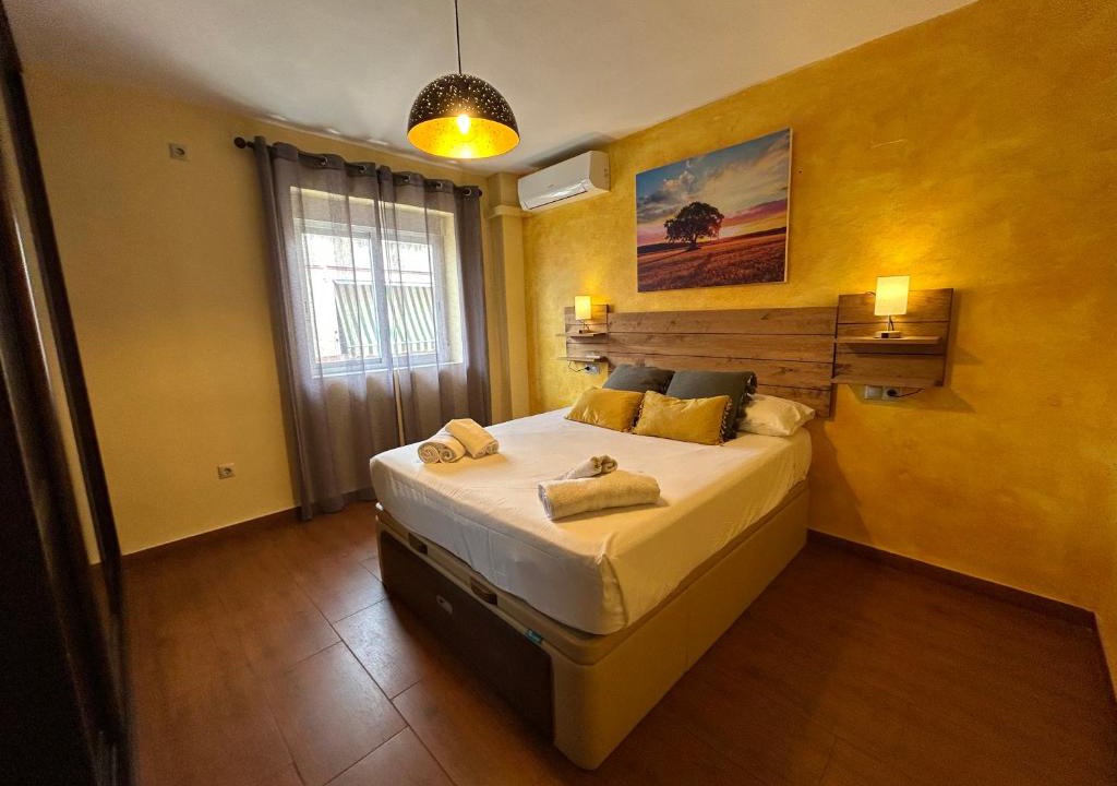 Cercadilla-Medina Azahara Apartment | RgHOST-Apartamento Ganivet en el centro de Córdoba