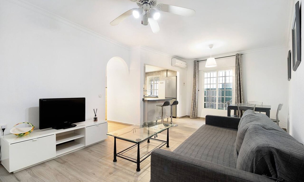 El Puerto de Santa Maria Apartment | 'Ribera Del Marisco' Apartment with Air Conditioning