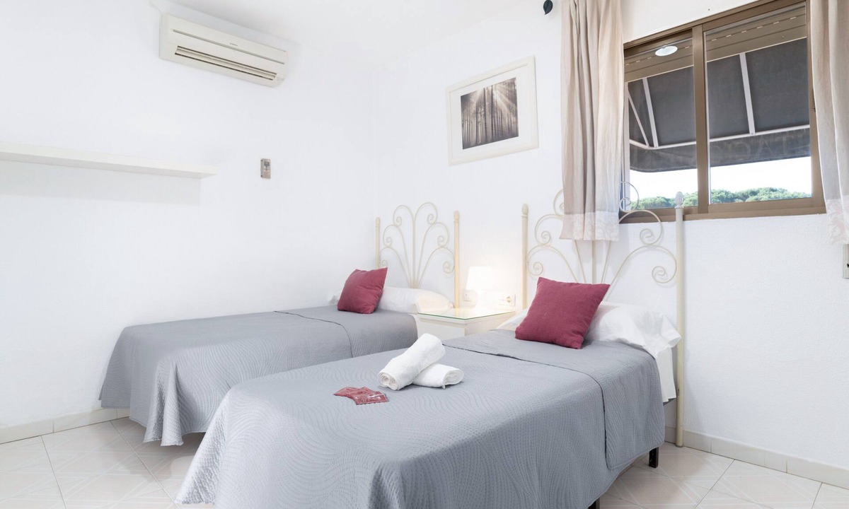 Barrio Nuevo Apartment | Room '111' with Wi-Fi and Air Conditioning