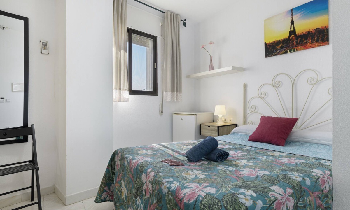 Barrio Nuevo Apartment | Room '112' with Wi-Fi and Air Conditioning