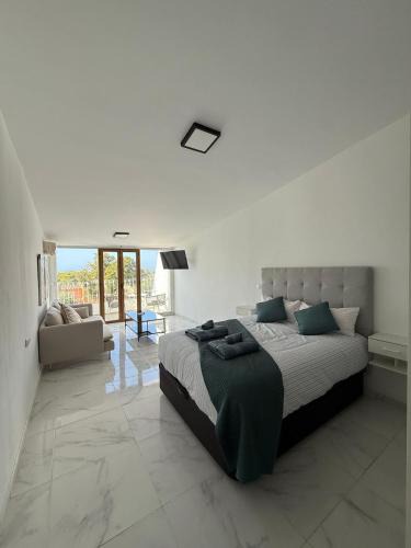 Urbanizacion Puerto de Estepona Apartment | Room City Estepona Aldea Luna