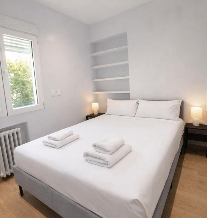 Cotos House | Rooms in Chamartin