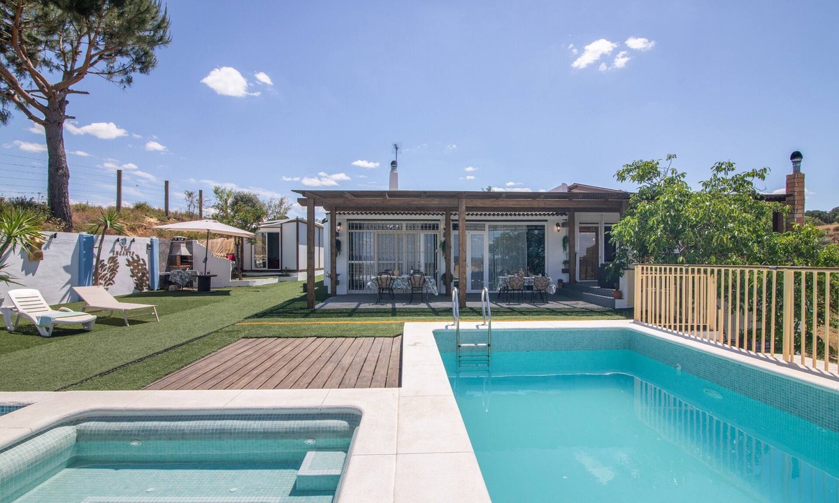 Villarrasa House | Rural House 'El Encanto' with Mountain View, Wi-Fi and Air Conditioning