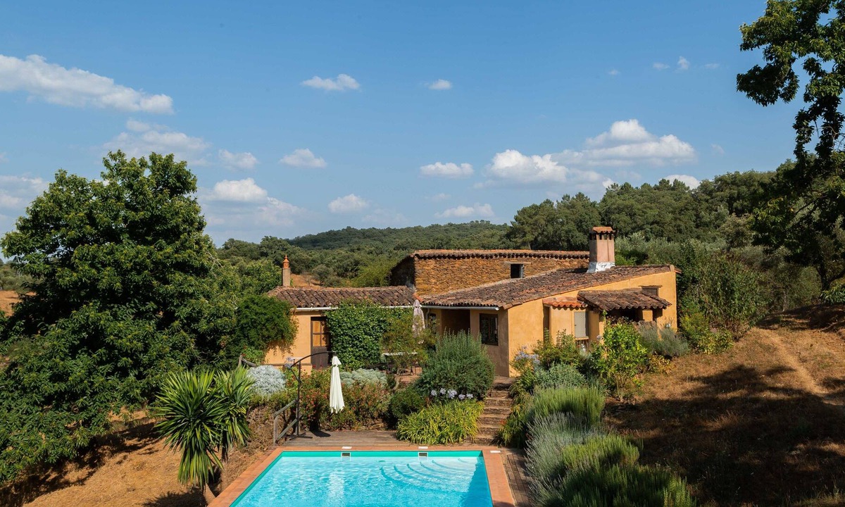 Fuenteheridos House | Rural house and activities. Yoga, Horseback Riding, Hiking, Massage and Gastronomy