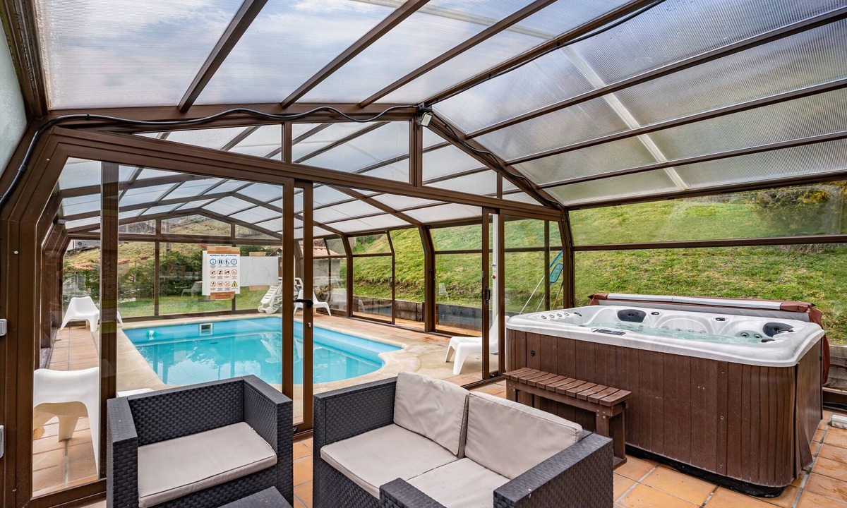 Lena House | Rural House 'La Cerra' with Mountain Views, Private Pool, and Wi-Fi