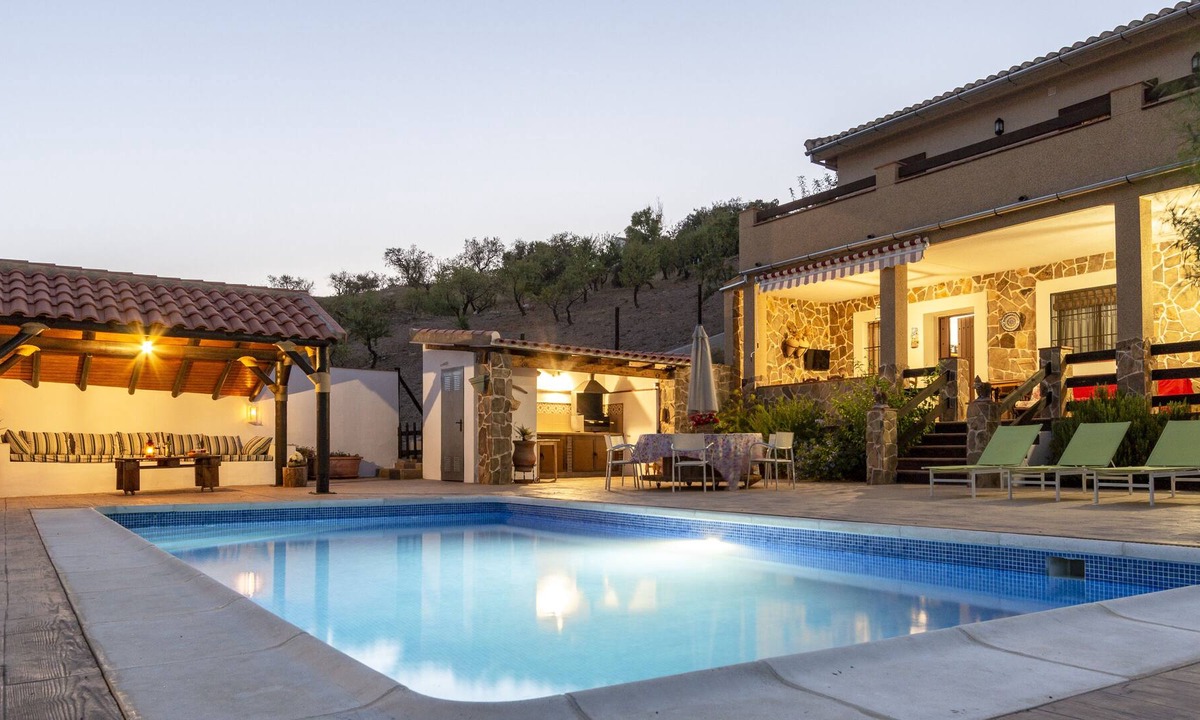 Loja Villa | Rural Housing Casa Lolo.