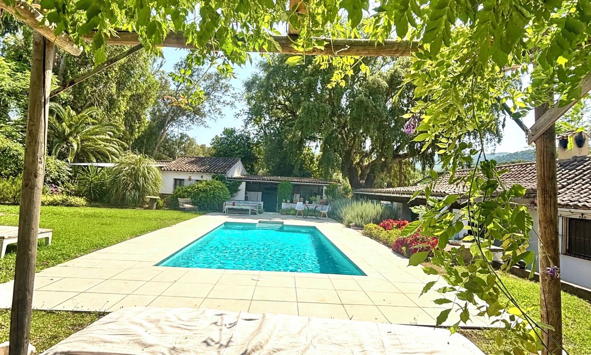 Jimena de la Frontera Villa | Rural Luxury finca Búho biosphere natural reserve swimming pool panoramic views