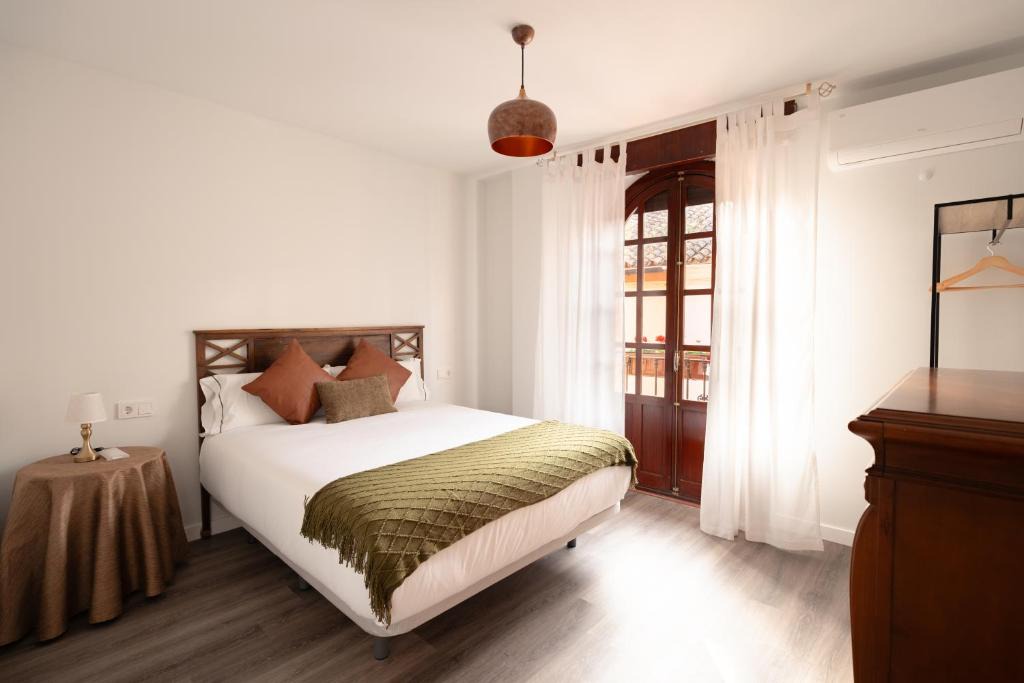 San Basilio Apartment | San Basilio - Plaza del Potro