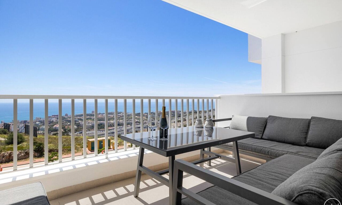 Benalmadena Apartment | Santangelo | Sea views - terrace