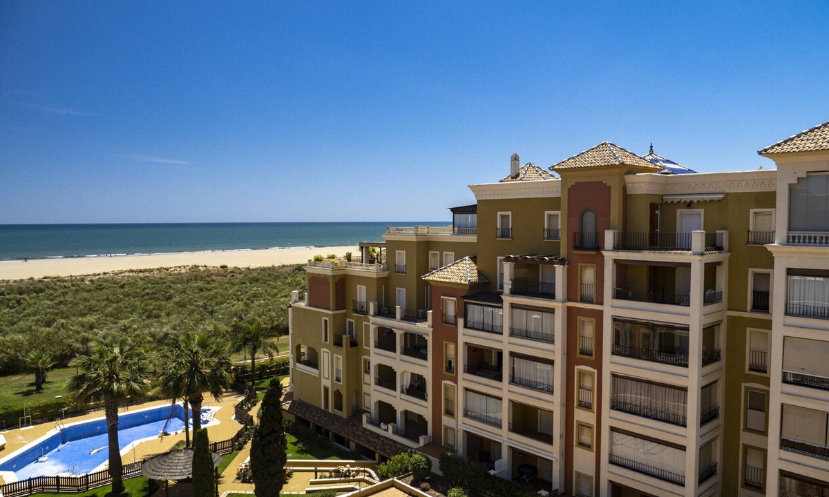 Punta del Moral Apartment | Seaside Stay in Punta del Moral