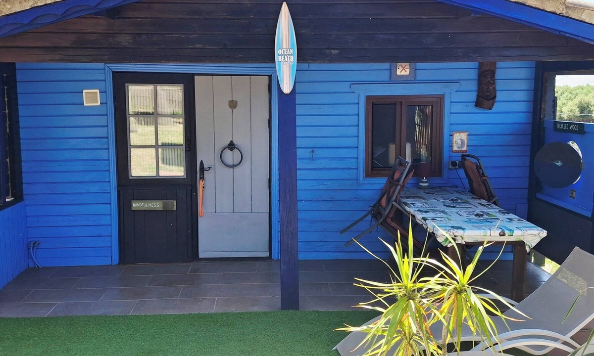 Tarifa Ski Chalet | Self-catering, ocean views, walk to beaches. BBQs, secure parking, set in nature