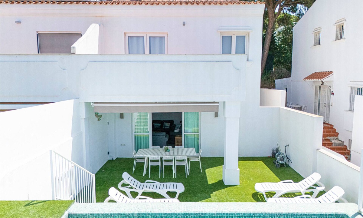 Marbella Ski Chalet | Semi-detached villa with private pool in Marbella – Artola Alta (Cabopino) CS161