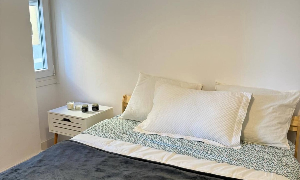 Sevilla Este Apartment | Single room for rent for single days or weekends.